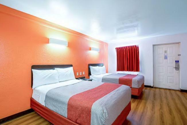 Scottish Inns & Suites Texas City Zewnętrze zdjęcie